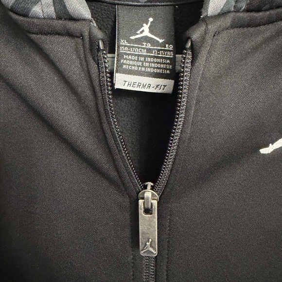 Jordan Jumpman Therma-FIT Youth Full-Zip Hoodie (Black/Camo) - Picture 4 of 8